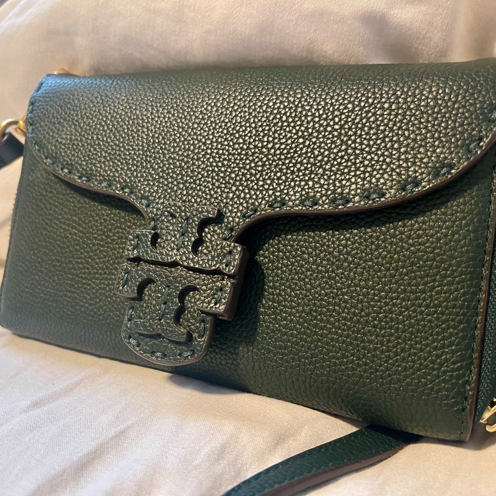Tory Burch Crossbody!!!